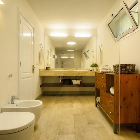 La Retreat * Tías